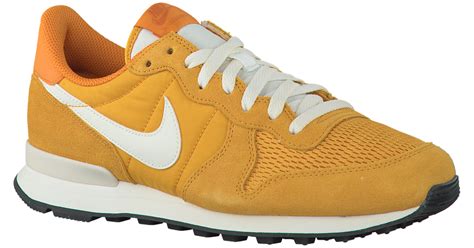 gele nike schoenen heren|Gele Nike Schoenen online kopen .